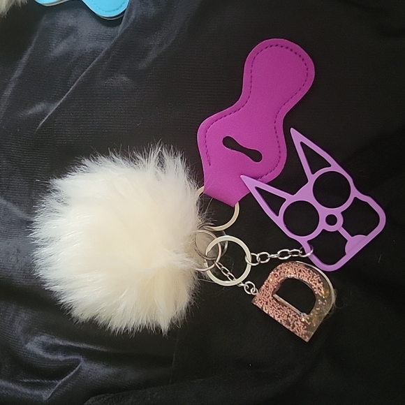 Keychain - Picture 1 of 1